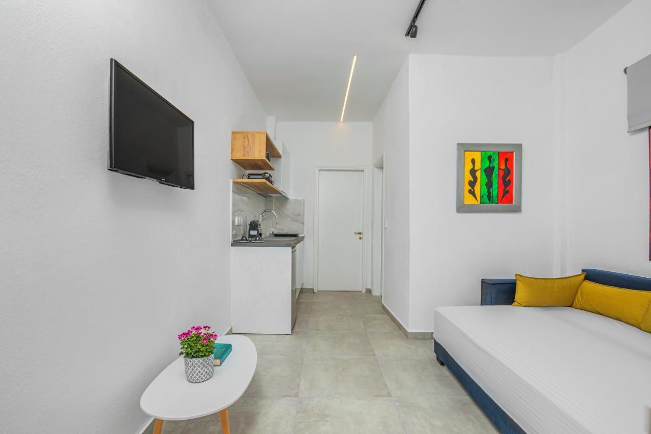 Eleon Suites Афітос Екстер'єр фото
