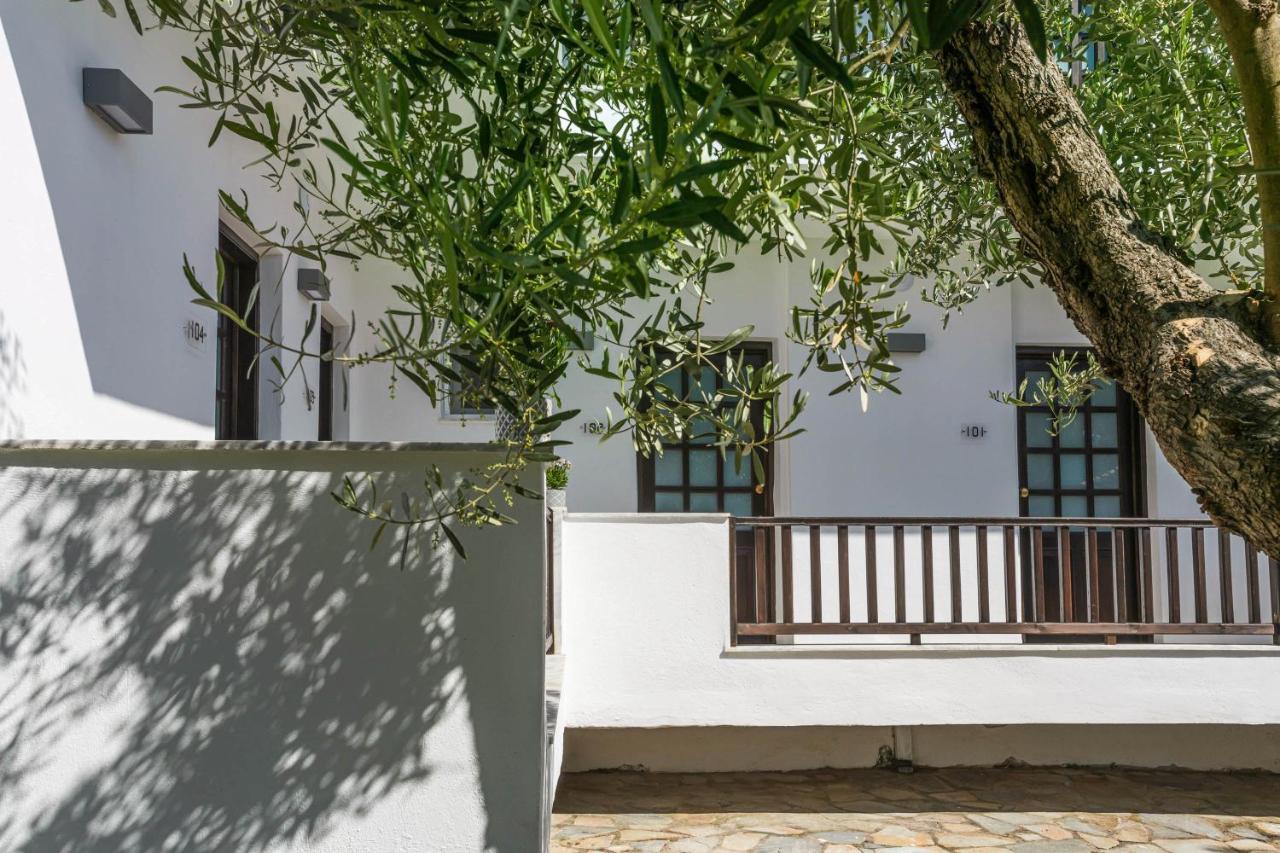 Eleon Suites Афітос Екстер'єр фото