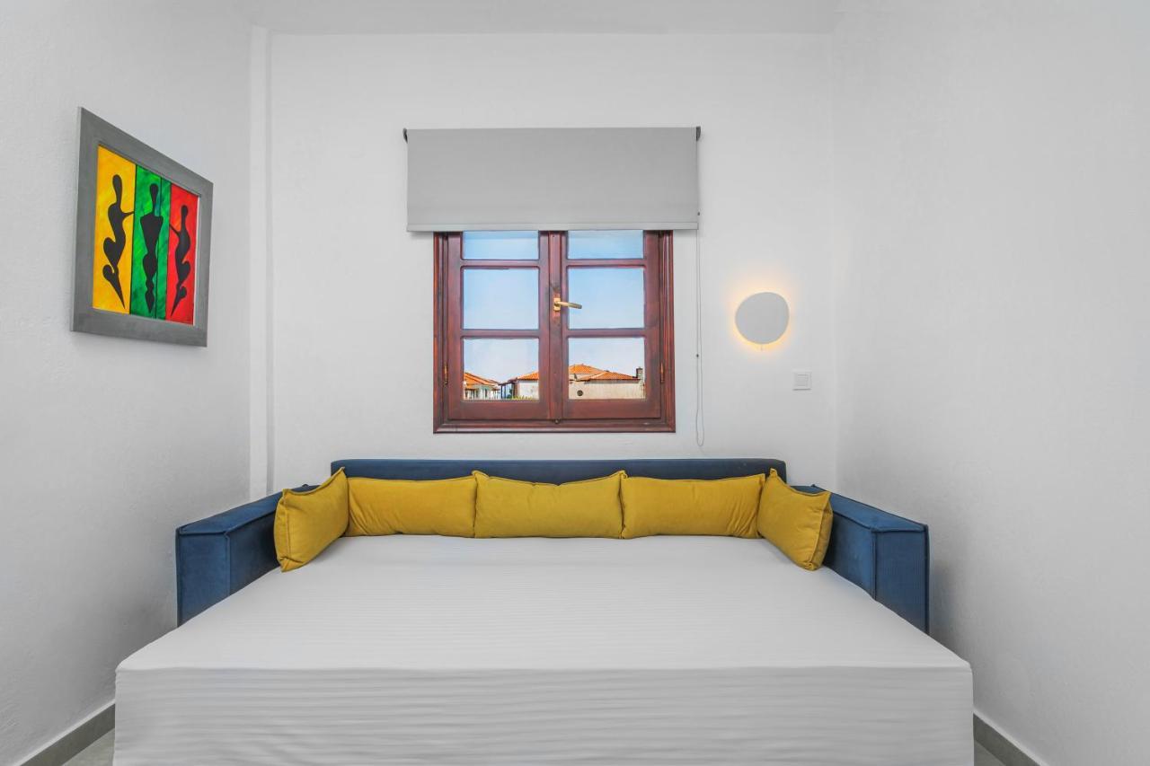 Eleon Suites Афітос Екстер'єр фото
